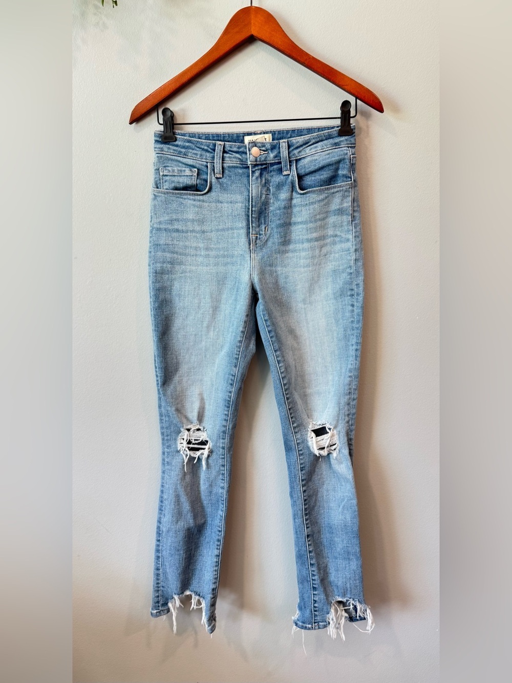 L'AGENCE Light Blue Distressed Straight Keg Jeans